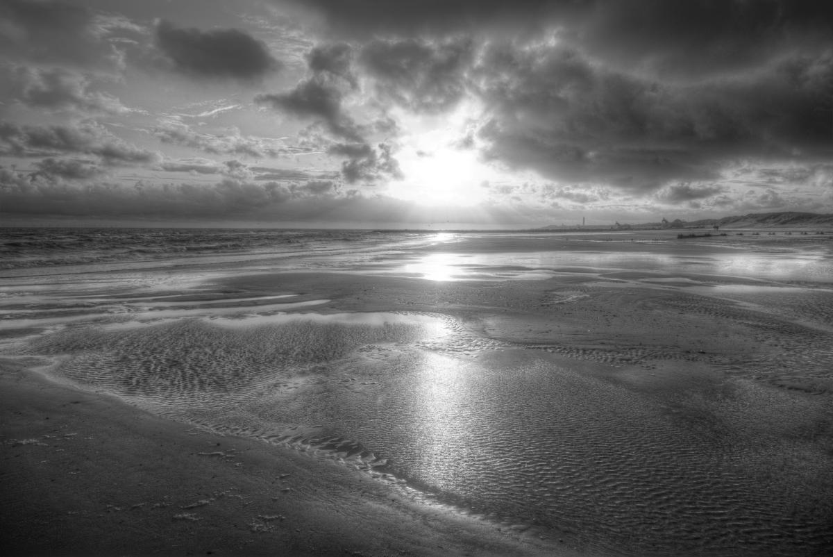 Christian Kortum - Freedom; August sunset in Hvidbjerg Strand, Jylland, Denmark