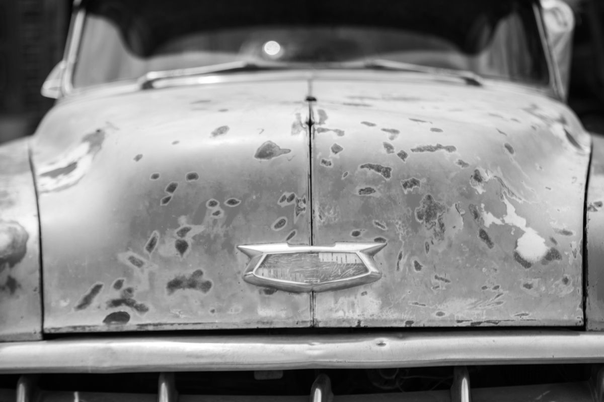 Thomas Hawk - A Face Forgives the Mirror